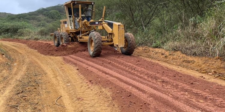 Através da Ecológico prefeitura de Ubaíra avança na recuperação de estradas vicinais