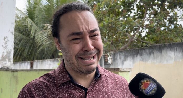 CONFESSOU O CRIME: Polícia Civil descobre que marido de cantora morta mandou resetar celular dela depois do crime e ele abre o jogo na Delegacia