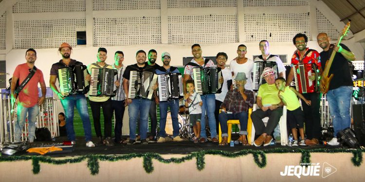 Prefeitura de Jequié reúne artistas e músicos no II Encontro de Sanfoneiros