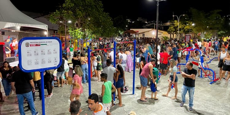 Novas praças públicas mudam o cenário urbano e transforma positivamente a vida dos jequieenses