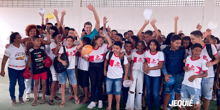 Prefeitura de Jequié inicia ano letivo com atividades e novidades para estudantes das escolas municipais