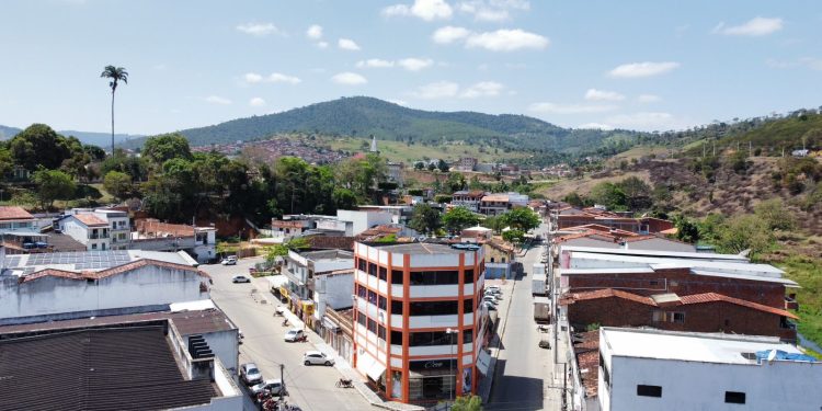 Contas de Ubaíra e mais 8 prefeituras são aprovadas pelos Conselheiros do TCM