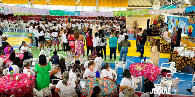 Com tema junino, Prefeitura de Jequié promove ação integrativa para pessoas idosas assistidas pelos CRAS