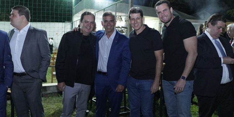 Zé Cocá participa de evento de Elmar Nascimento e cumpre produtiva agenda em Brasília