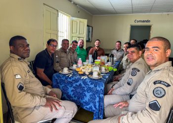 Prefeito eleito de Manoel Vitorino se reúne com Polícia Militar para reforçar ações de segurança no município