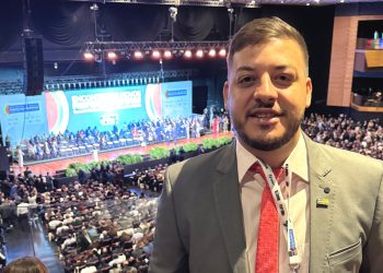 Prefeito Vinícius Costa participa do Encontro Nacional de Novos Prefeitos e Prefeitas em Brasília