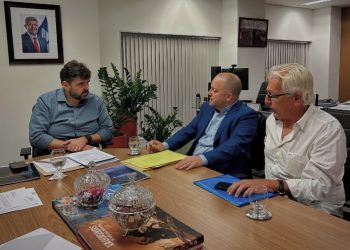 Prefeito de Jiquiriçá, Lucas de Deraldo, se reúne com o secretário Adolpho Loyola