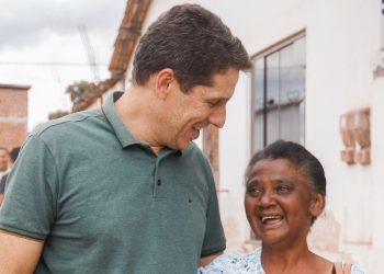 Zé Cocá se destaca em pesquisa estadual para o Senado, figurando entre nomes como Rui Costa e Jaques Wagner