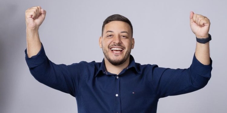 Com grandes ações e obras estruturantes, Vinícius Costa registra 85,6% de aprovação popular histórica em Manoel Vitorino