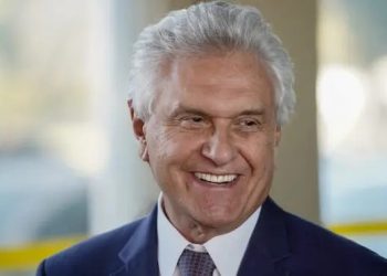 ‘Certeza absoluta de que PSD terá candidato a presidente’, diz Caiado após chegar ao partido