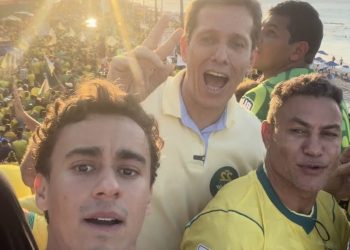 Ao lado de Nícolas Ferreira e diversas lideranças nacionais, Zé Cocá participa de manifestação histórica em Salvador